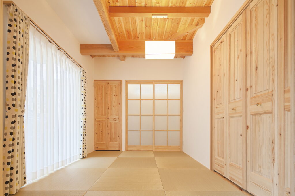 楽しくて夜更かししちゃう!? 同居型2世帯の家
