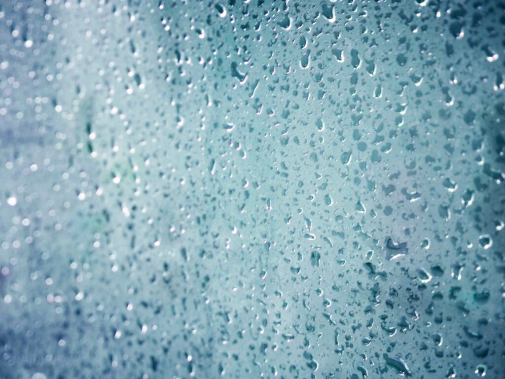 結露が発生する原因は？放っておくとどうなる？家づくりにおける3つの対策