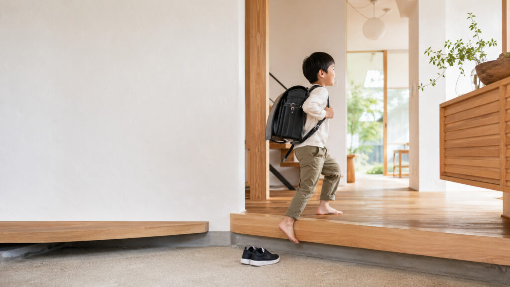 子どもが成長しても後悔しない！「帰宅動線」と「子ども部屋」の可変性を叶える自然素材の家づくり